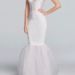 David’s Bridal Trumpet Slip